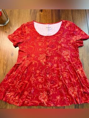 Torrid Super Soft Red Floral Button-Front Top